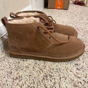 Men’s UGG Neumel Boot size 10